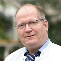 Chefarzt Dr. med. Gerhard Alexander Müller MA, MHA, MHBA