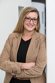 Nina Knauer Nina Knauer, Leiterin Marketing