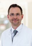 Chefarzt Dr. med. Henning Samwer 