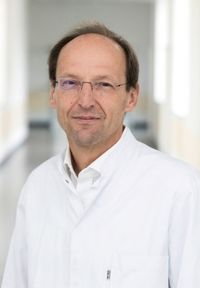 Chefarzt Prof. Dr. med. Harald Lapp 